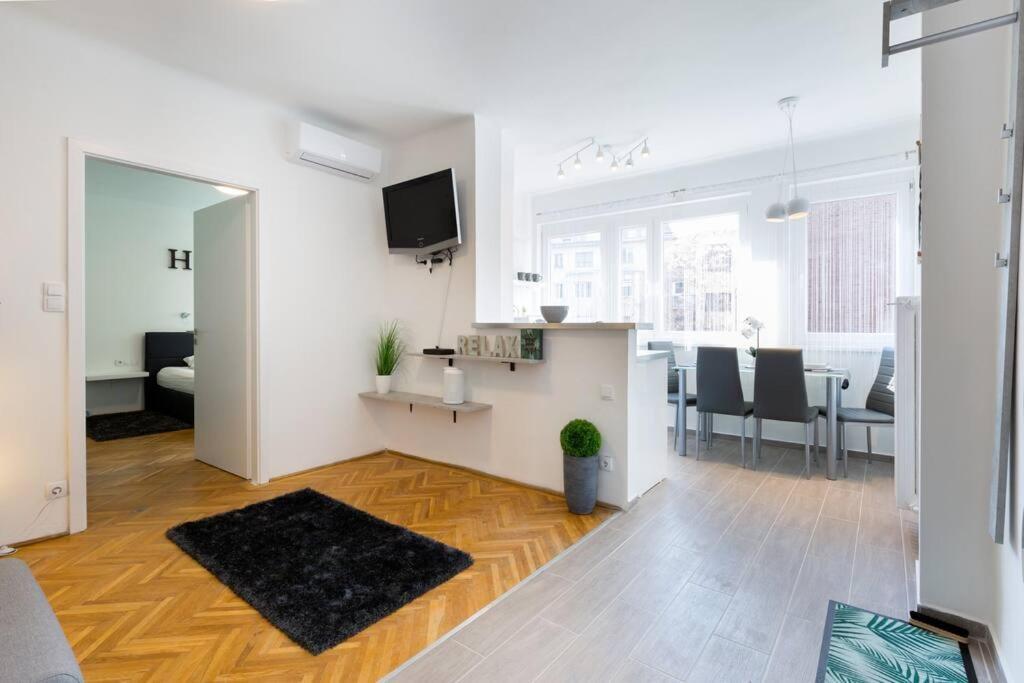 Rumbach 22 Center Apartment With Ac Budapest Kültér fotó